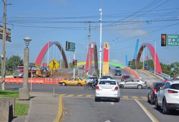 Puente "Carrizal IV", demuelen arco añejo