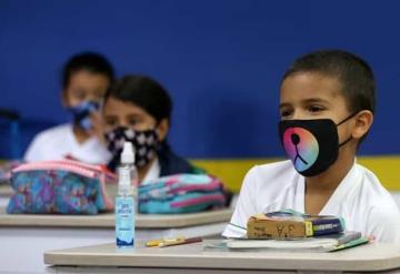 Regreso a clases presenciales puede ser con semáforo amarillo