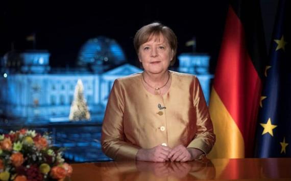 La canciller recibe primera dosis de la vacuna AstraZeneca: Angela Merkel