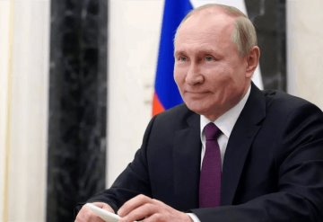 Vladimir Putin declara 10 días no laborables en mayo para frenar pandemia de COVID-19