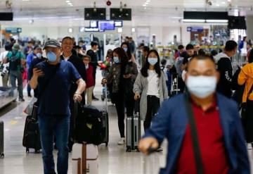 Japón intensifica control en aeropuertos ante variante india de COVID-19