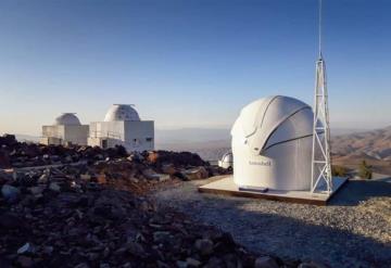 Telescopios vigilan el acercamiento de asteroides o meteoritos