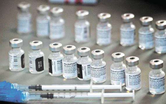 Pfizer y BioNTech comunican que su vacuna requiere de una tercera dosis