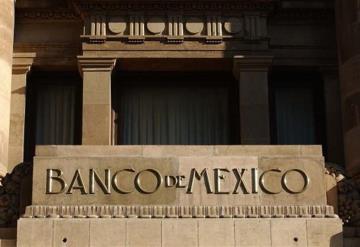 Banxico deja sin cambios tasa de interés; la mantiene en 4%