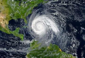 Ana se convierte en la primera tormenta subtropical en el Atlántico