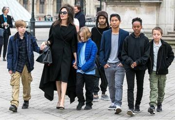 Juez que lleva el caso de Angelina Jolie no dejo declarar a sus hijos