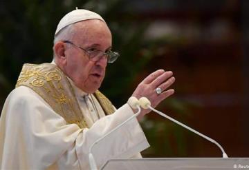 Papa Francisco establece que abusos a menores son delitos contra la dignidad humana