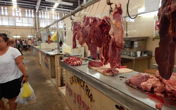 Caen ventas de carnes rojas, aseguran comerciantes