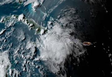 Elsa avanza hacia Jamaica y Cuba como tormenta tropical