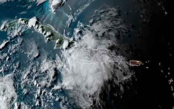 Elsa avanza hacia Jamaica y Cuba como tormenta tropical