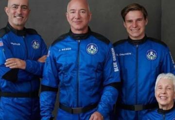 Blue Origin lanza a CEO, Jeff Bezos, al espacio