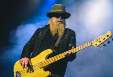 Fallece Dusty Hill bajista de la banda ZZ top