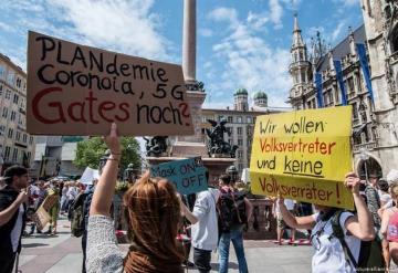 Protestas por medidas anticovid en Alemania dejan 500 detenidos