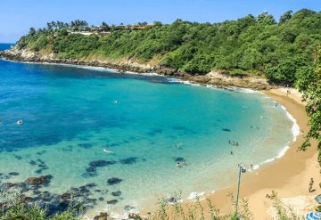 Cierran playas en Puerto Escondido, Oaxaca, para evitar más casos de COVID-19