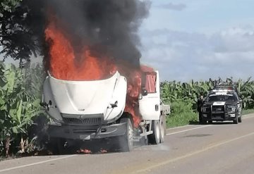 Se incendia plana en la Villahermosa-Teapa