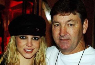 Padre de Britney acepta dejar su tutela tras 13 años estar a cargo