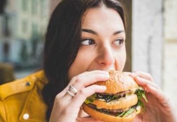 Una mujer demandó a McDonald´s por ‘tentarla’ a romper su ayuno.