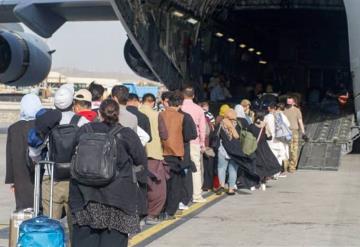 EEUU evacuó a 25 mil personas de Afganistán en la última semana