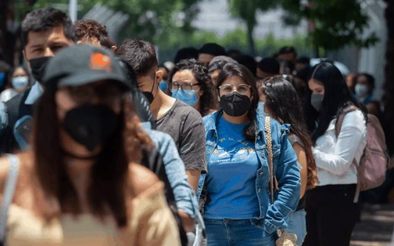 COVID-19 en México: Disminuye 26% contagios