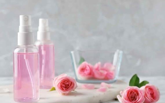 Usos y beneficios del agua de rosas