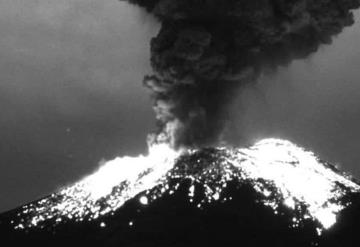 Video: El Popocatépetl registra fuertes explosiones durante la madrugada de este viernes