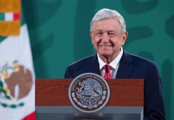 AMLO agradece al papa Francisco por enviar códices prehispánicos