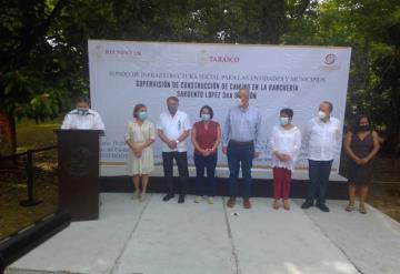 Gobernador de Tabasco realiza gira de trabajo en Comalcalco 