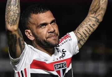 Anuncia Dani Alves que no fichará por ningún equipo hasta fin de año