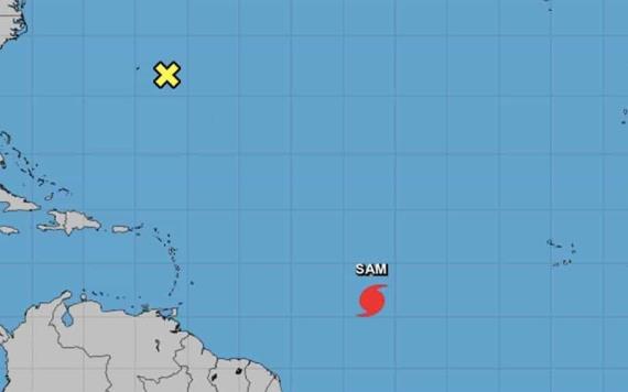 Tormenta tropical Sam se fortalece a huracán 