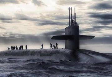 Choca submarino nuclear de EU en aguas de Asia