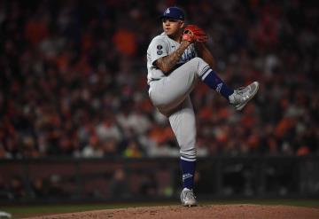 Julio Urías gana el Premio Nacional del Deporte