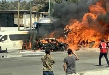 Accidente provocado por un camión torton en la Autopista México-Puebla deja al menos 14 muertos; carambola e incendio de autos