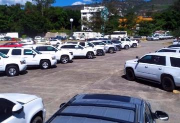 Gobernadora de Guerrero anuncia venta de 35 camionetas blindadas