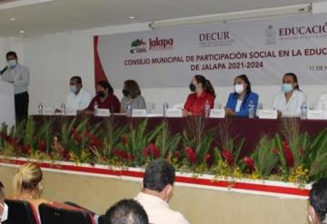 Instalan Consejo Municipal de Participación Social en la Educación de Jalapa