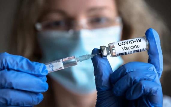Estados Unidos aprueba tercera dosis de vacuna Covid para mayores de 18 años