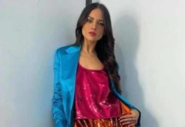 Eiza González deslumbra con un look de tacones altos y bermudas