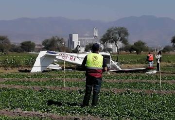 Desplome de avioneta deja 2 heridos en Puebla