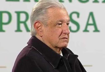 Celebra Obrador retiro de denuncia en contra del INE