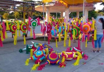 Baja demanda de piñatas este fin de año