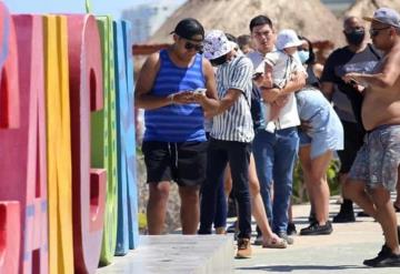 Estados con mayor turismo encabezan la nueva ola de Covid en México