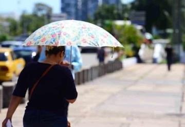 Persistirá ambiente caluroso con posibilidad de lloviznas aisladas por la noche: IPCET