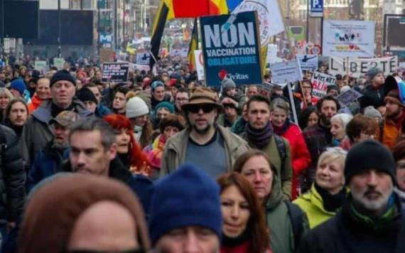 Protestan en Bélgica contra restricciones sanitarias antivocid