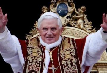 Papa emérito Benedicto XVI es acusado de inacción en casos de pedofilia