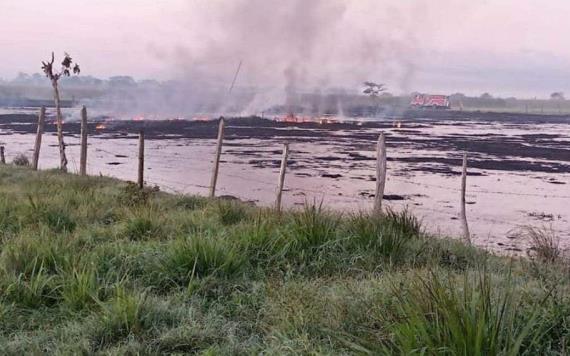 IPCET reporta bajo control incendio en oleoducto de Villa La Venta Huimanguillo
