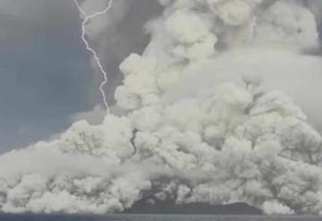 Volcán en Tonga podría seguir experimentando erupciones en el pacífico