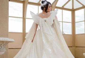 Mujer se casa con vestido de novia inspirado en Sailor Moon