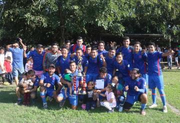 Real Madrid se coronó bicampeón de la Liga Azteca, al vencer en tiempo extra a Halcones