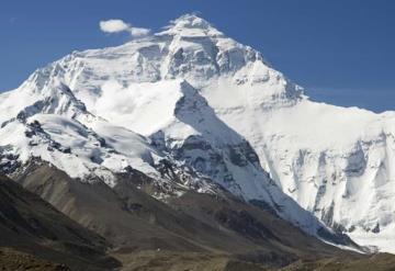 El Everest ha perdido 2.000 años de acumulación de hielo a un ritmo alarmante