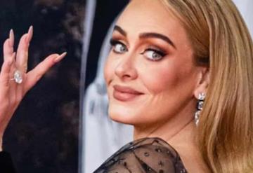 Adele gana 2 premios en Brit Awards y luce espectacular anillo de diamantes