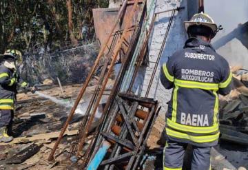 Explosión de taller de pirotecnia dejó  3 personas lesionadas y daños materiales